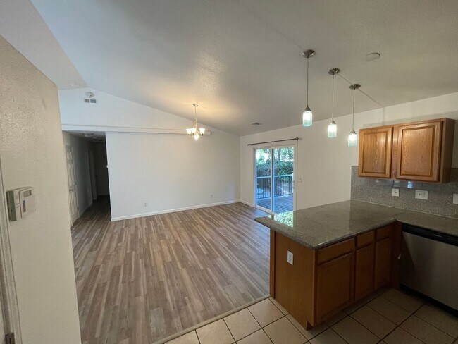 Building Photo - 14772 Holmwood Dr