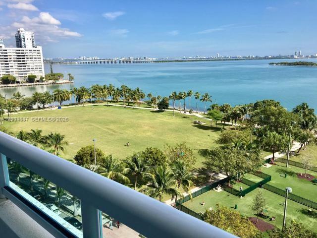 Building Photo - 1800 N Bayshore Dr