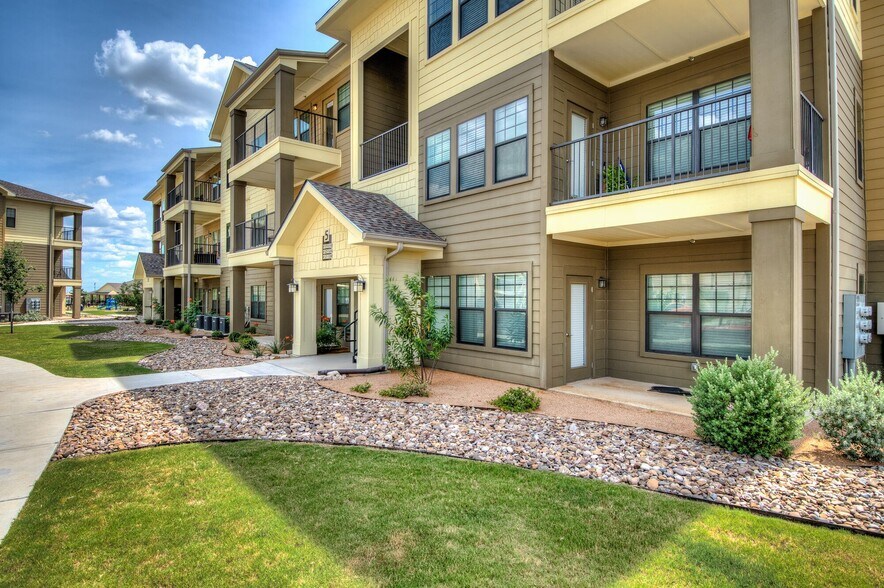 Dorel Eagle Pass Apartments 2156 Town Square Blvd Eagle Pass TX 78852