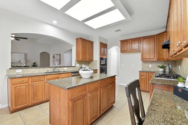 Building Photo - 6538 Ivy Heath Ln