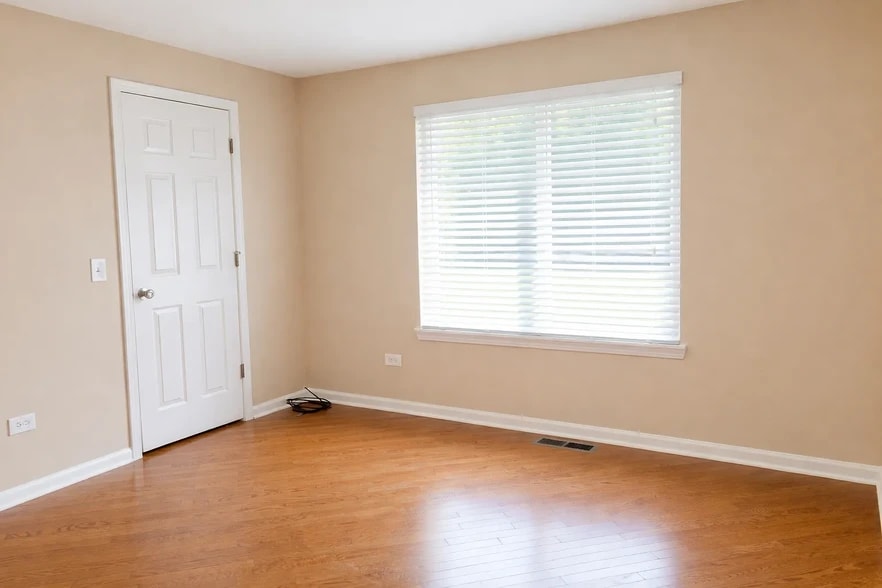 Master Bedroom - 1513 Meadowsedge Ln