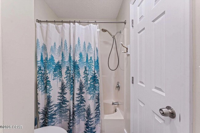 Building Photo - 120 Bonnie Ln