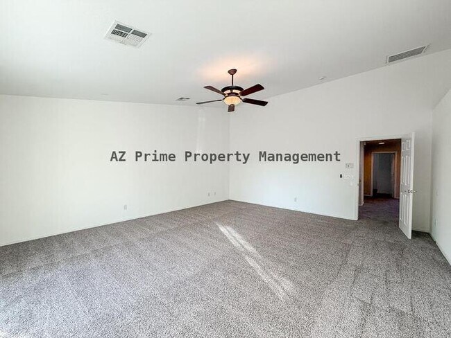 Building Photo - 10445 W Windsor Ave