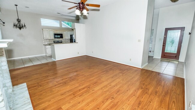 Building Photo - 171 E Pathfinders Cir