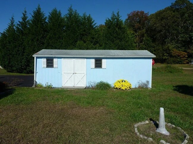 Building Photo - 31 Sawgrass Rd