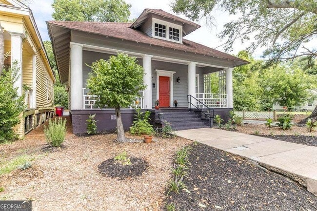 Building Photo - 1475 3rd St