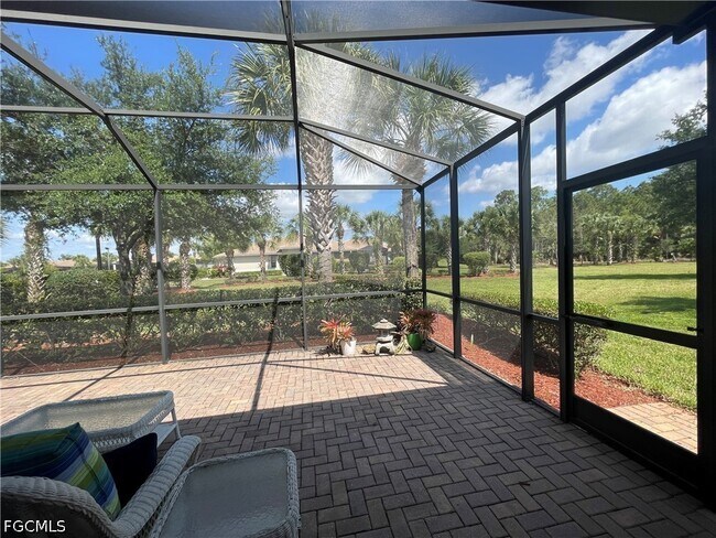 Building Photo - 10457 Materita Dr