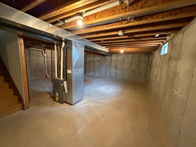 Building Photo - 514 Pheasant Dr