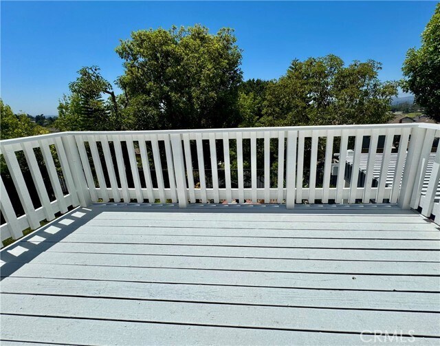 Building Photo - 16073 Crestline Dr