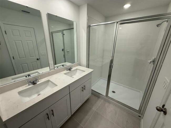 Building Photo - 16386 Bird of Paradise Ave