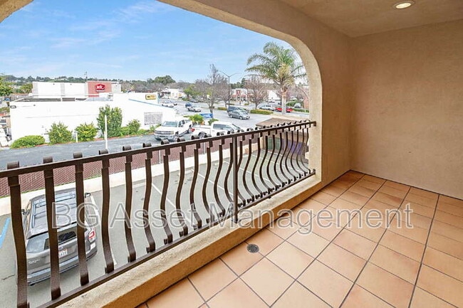 Building Photo - 14349 San Pablo Ave