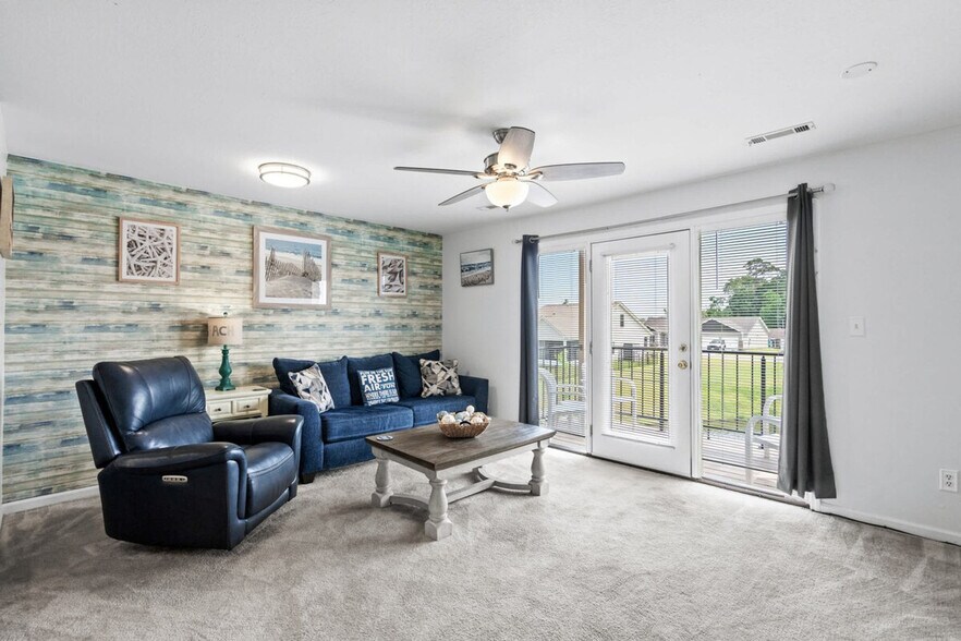 Building Photo - 208 Double Eagle Dr