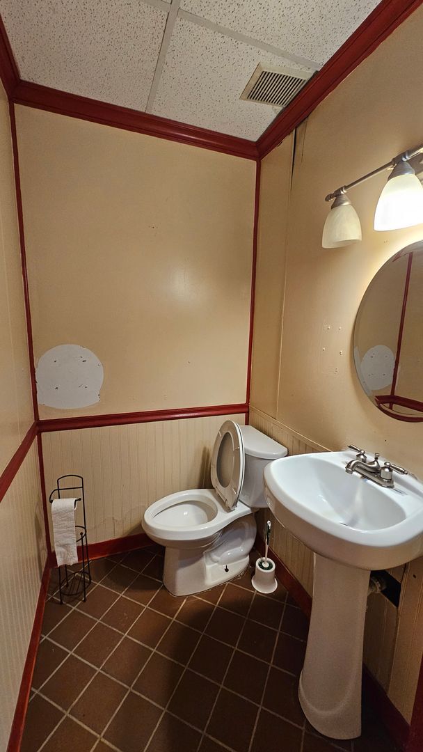 Building Photo - Ore