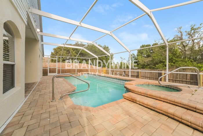 Building Photo - 1427 Lake Shore Ranch Dr