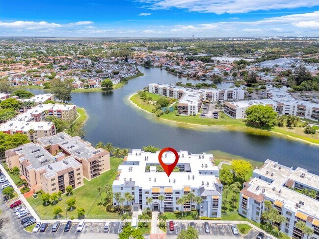 Building Photo - 12239 SW 14th Ln