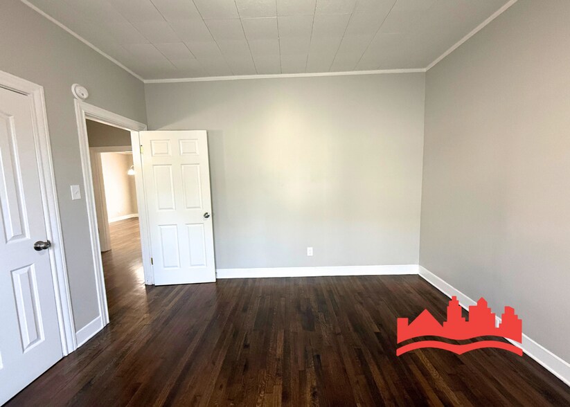 Building Photo - 2244 Cypress Cir