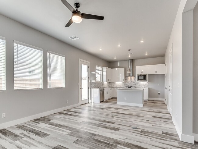 Building Photo - Beautiful New Construction Home in Edmond/...