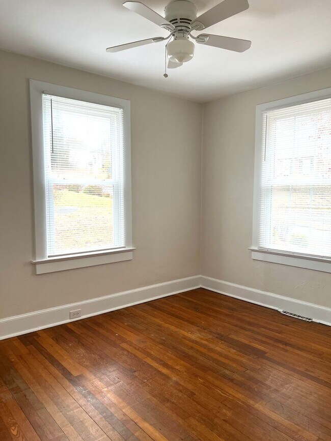 Building Photo - Enka Village Home for rent. 2 bedroom/1 ba...