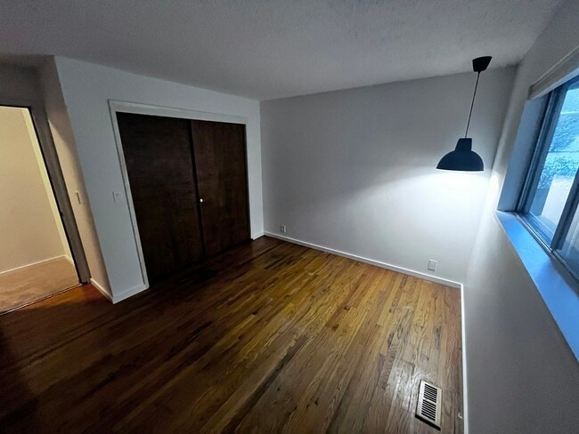 Building Photo - 4523 110th Ave NE