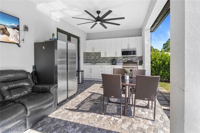 Building Photo - 2406 37th Ave NE