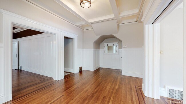 Building Photo - 3763 Clay St