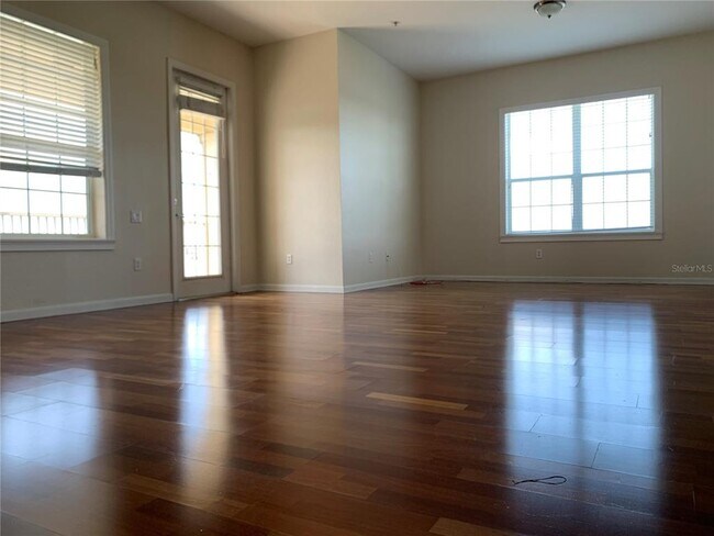 Building Photo - 3362 Robert Trent Jones Dr