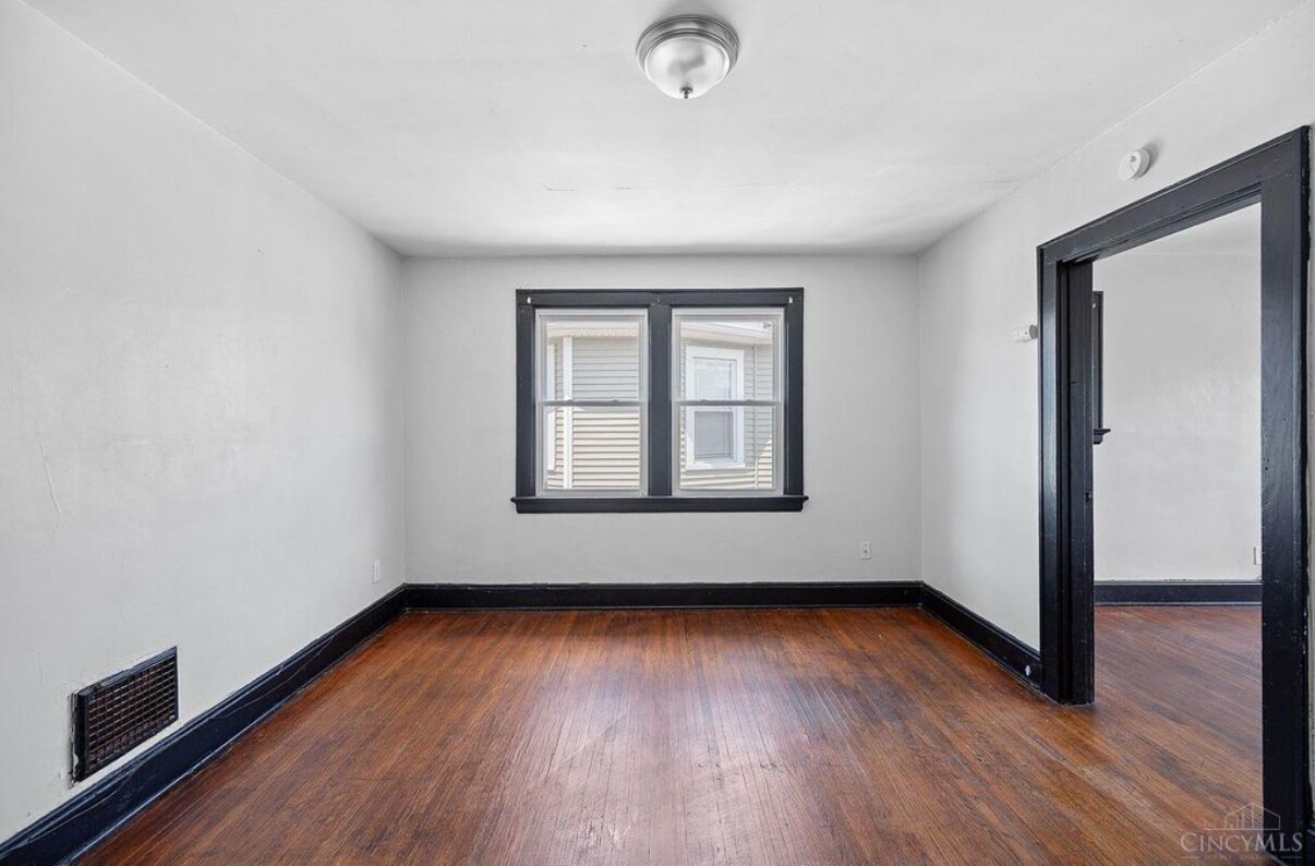 Building Photo - 1535 Blair Ave