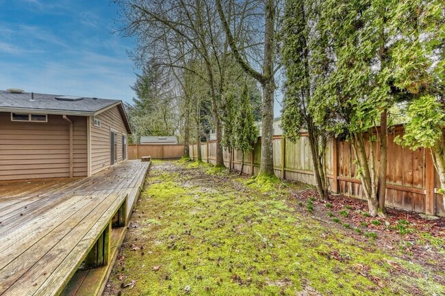 Building Photo - 1467 NW 176th Pl