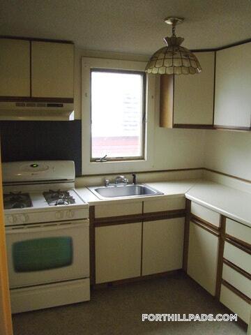 Building Photo - 44 Vale St