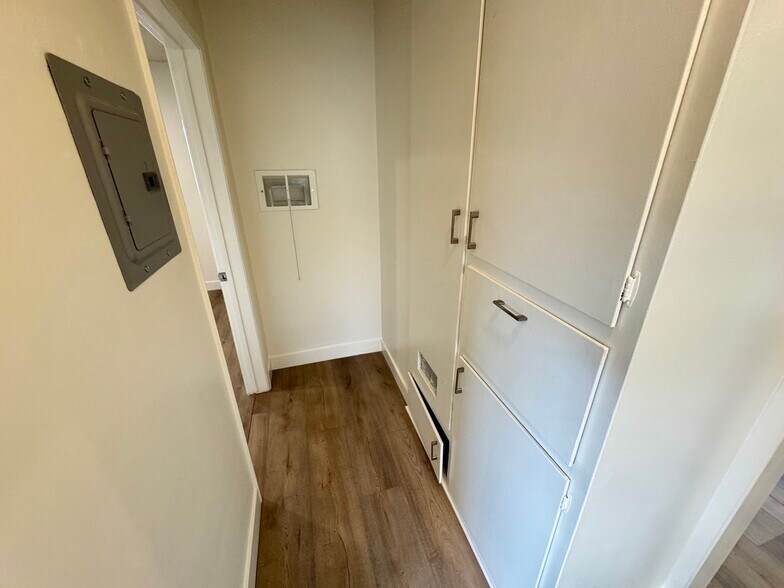 Building Photo - 1152 Ruberta Ave