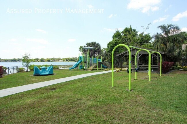 Building Photo - 301 Dryberry Way