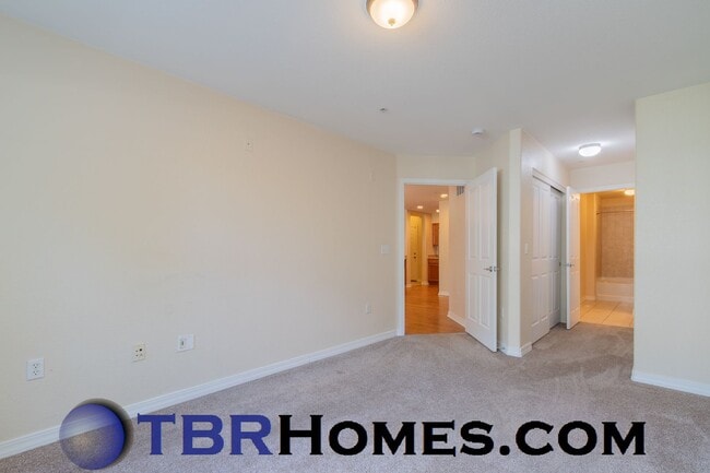 Building Photo - 14300 Waterside Ln