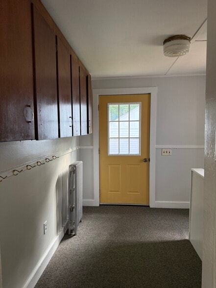 Breezeway - 10 Silver St