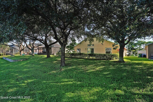 Building Photo - 1541 Wekiva Dr