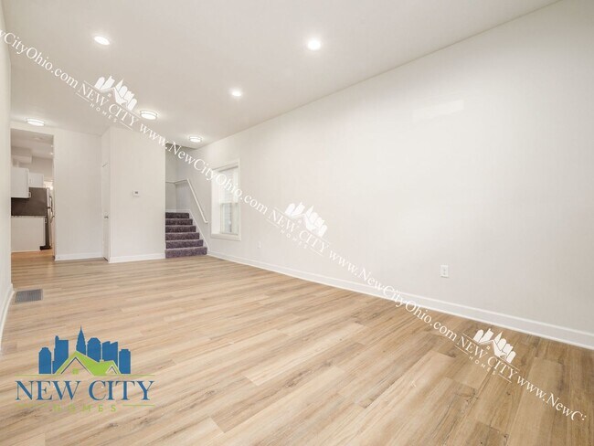 Building Photo - 91-93 N Central Avenue, Columbus, OH 43222