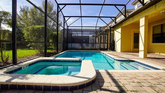 Building Photo - 1528 Moon Valley Dr