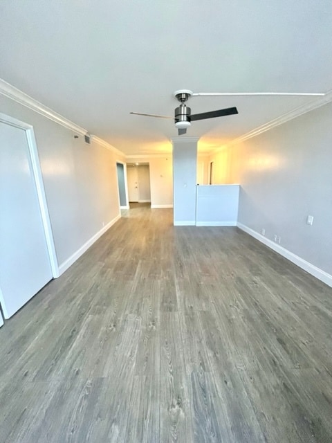 living room - 400 E Colonial Dr