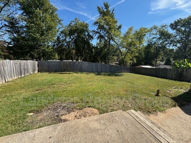 Building Photo - 6613 Manslick Rd