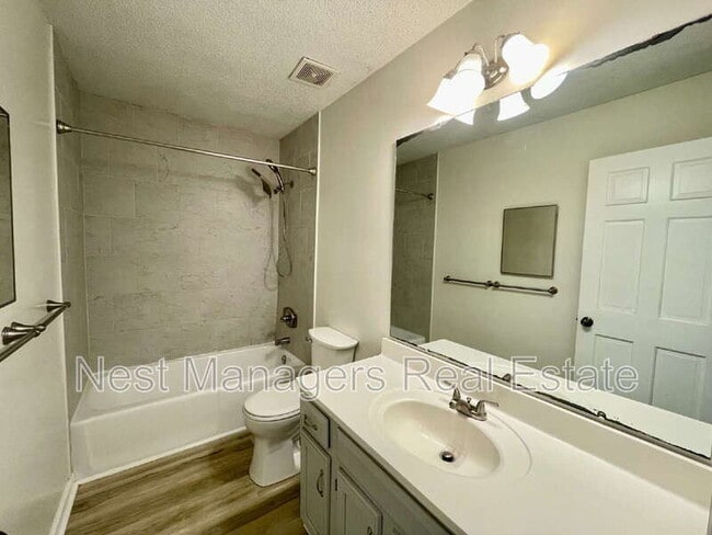 Building Photo - 5513 Glenrock Dr