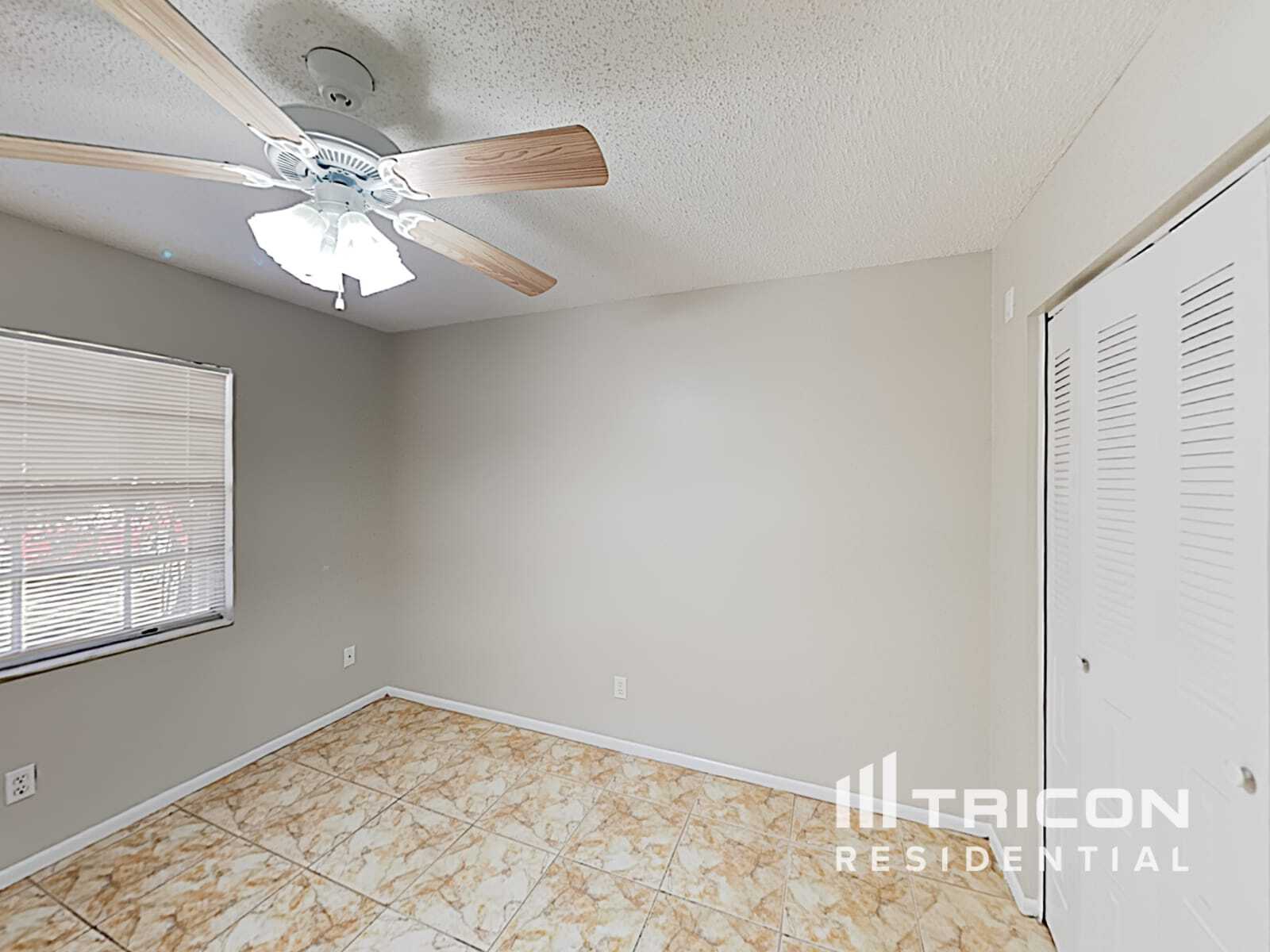 Building Photo - 4624 S Country Hills Ct