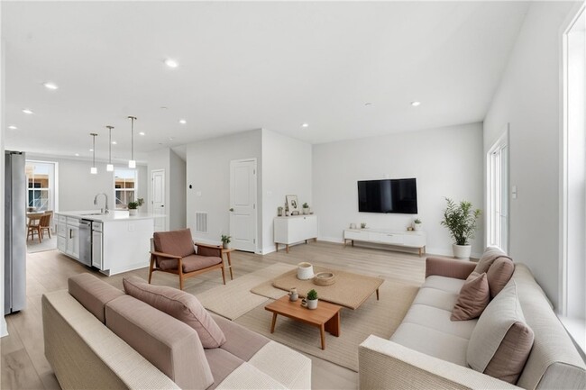 Building Photo - 339 Telluride Ln