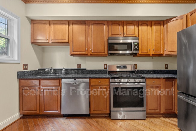 Building Photo - 1426 5th St NW
