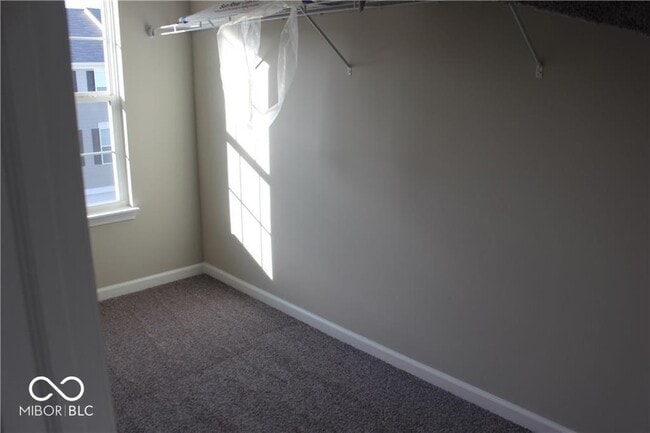 Building Photo - 13069 Raritan Dr