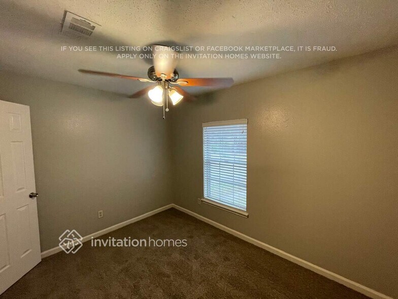 Building Photo - 7727 Spruce Haven Dr