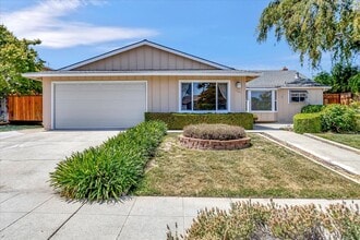 Building Photo - Available for July 1st Move In