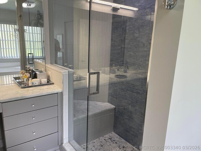 Building Photo - 11530 Briarwood Cir