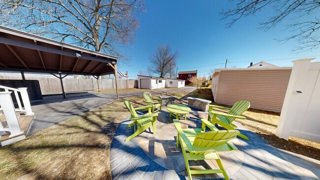 Building Photo - 2 A Cedar Drive-SI ID1380185P