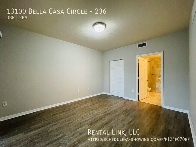 Building Photo - 13100 Bella Casa Cir