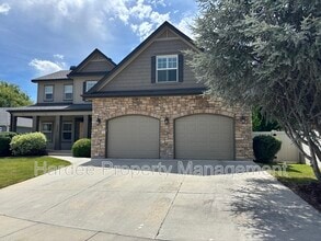 Building Photo - 573 E Halpin Dr