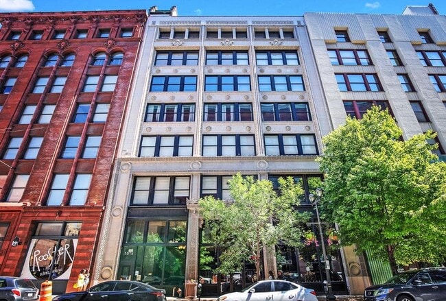 Building Photo - 1015 Washington Ave